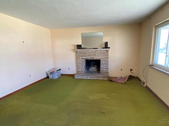 2nd image of 110 Grandin Dr