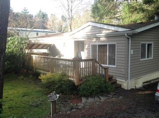 45 Wells St, Lincoln City, OR 97388