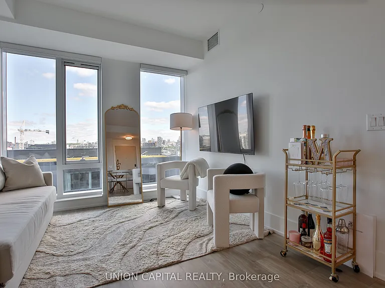 480 Front St W #1505 — Photo 10