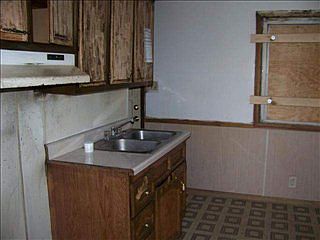 4th image of 1010 S Edison Ave