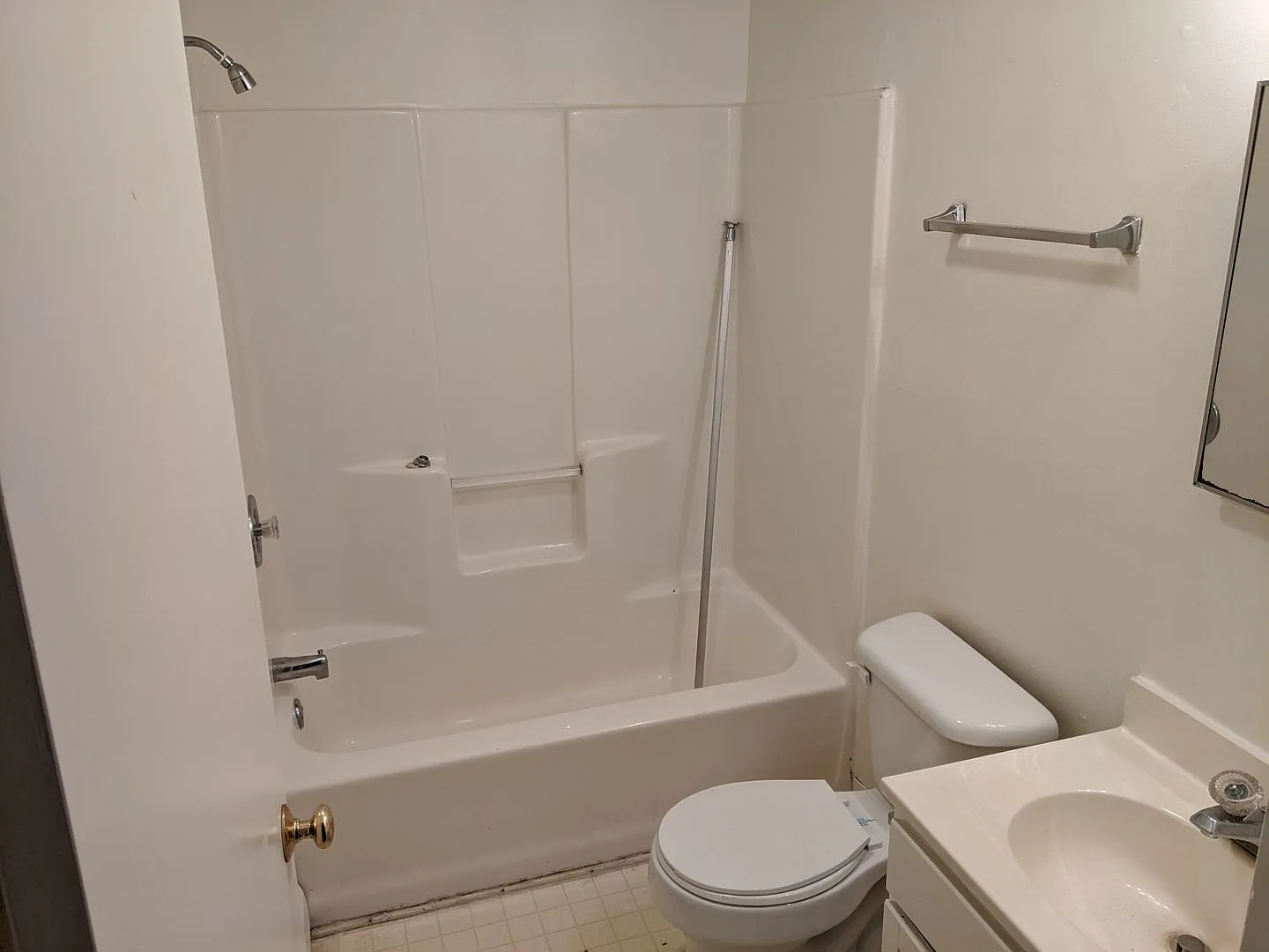 837 Normal Road - Two Bedroom Townhouse — Photo 4