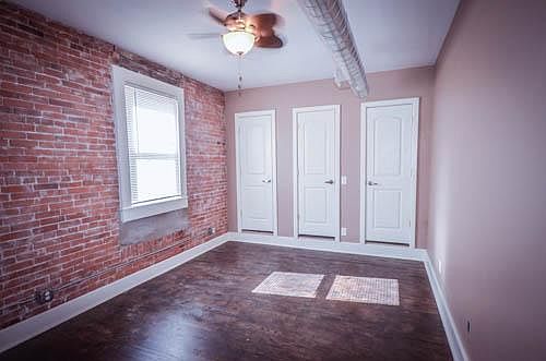 5th image of 726 Shawnee St #C