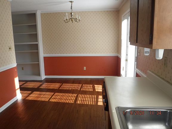 4th image of 102 David Dr APT F21