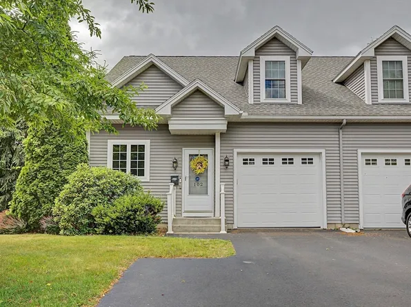 102 Lyman St, South Hadley, MA 01075