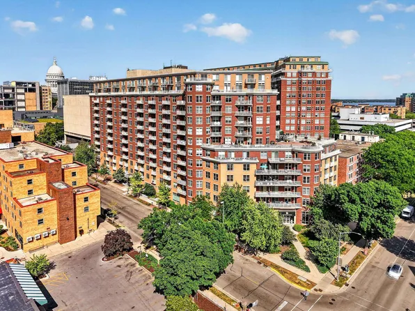 333 W Mifflin St Unit 2120, Madison, WI 53703