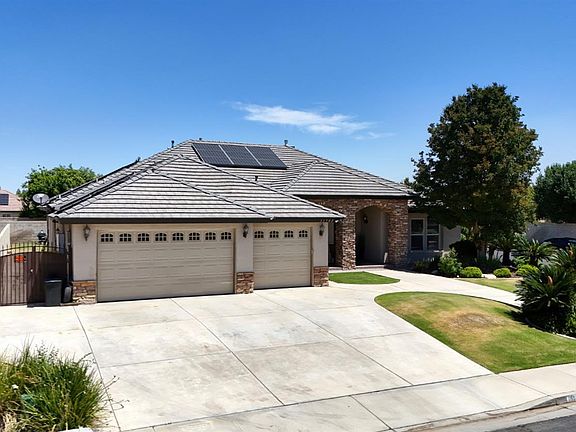 3rd image of 11502 Summit Point Ct