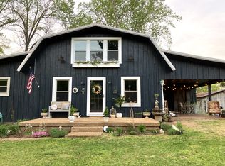 1320 Porter Morris Rd, Chapmansboro, TN 37035