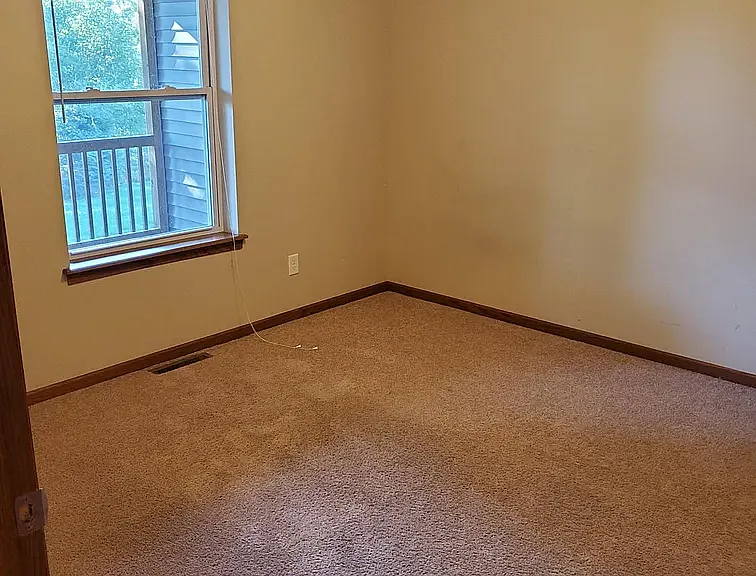 536 Meadow Oak Cir — Photo 7