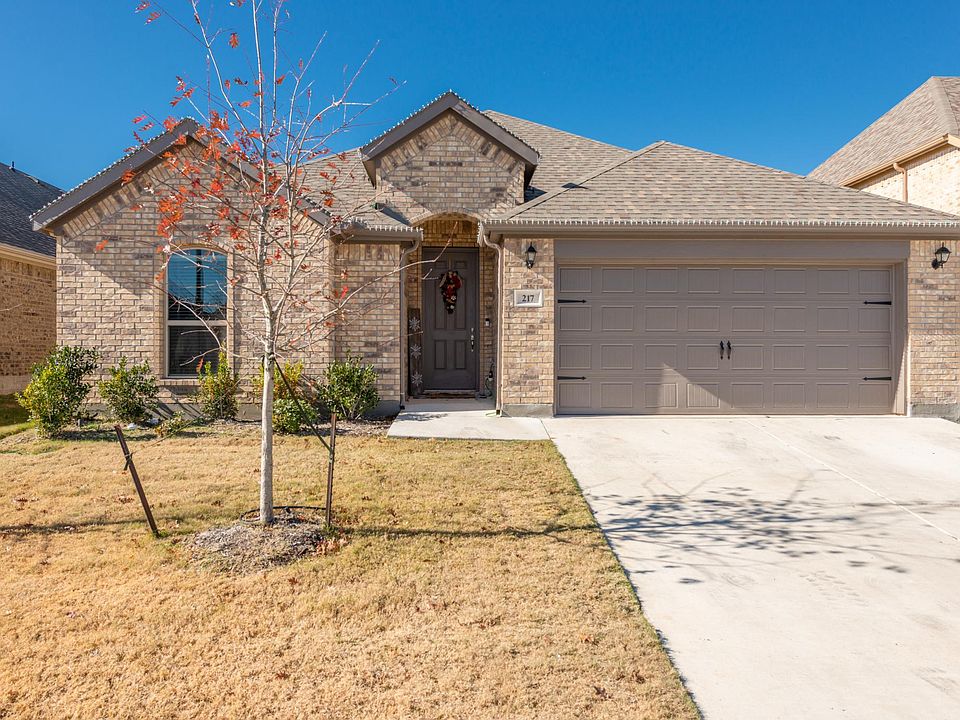 1st image of 217 Bayonet Dr