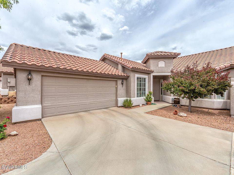 1st image of 555 S Valle Escondido