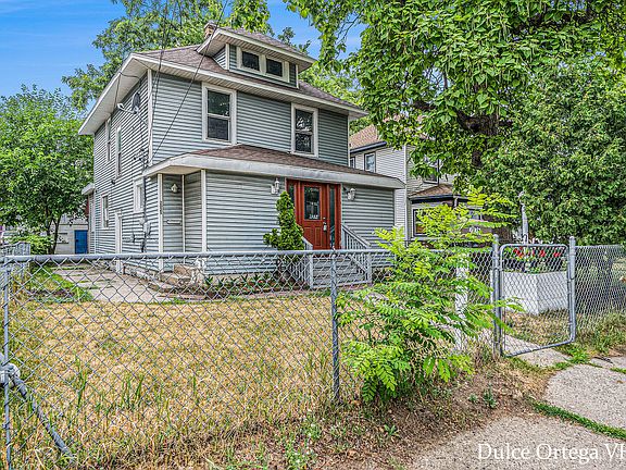 3rd image of 2025 Palace Ave SW