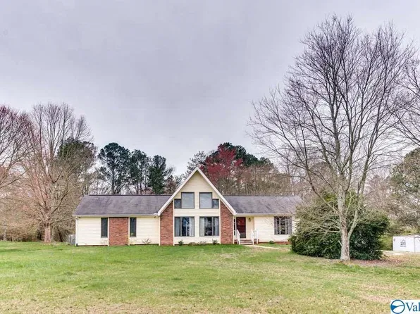 2501 Kuykendall Rd, Albertville, AL 35951