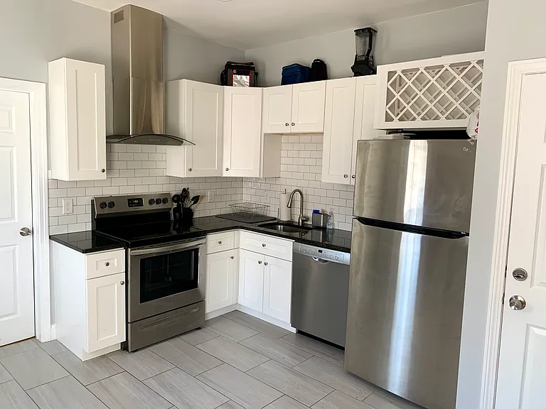 153 Chestnut St #1 — Photo 11