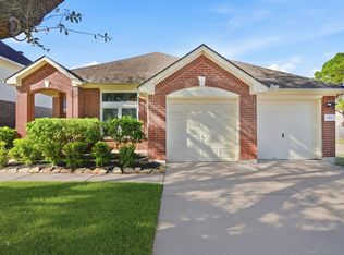 7215 Bristol Ridge Dr, Houston, TX 77095