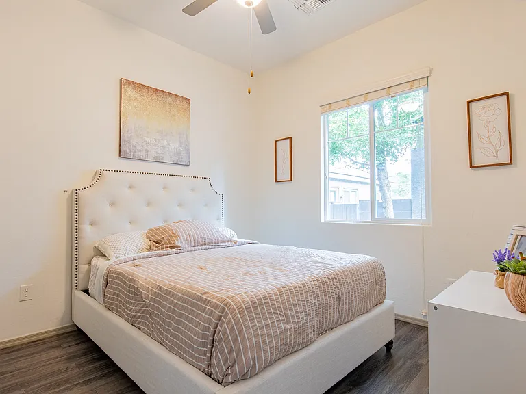 Villas on Olive — Photo 17