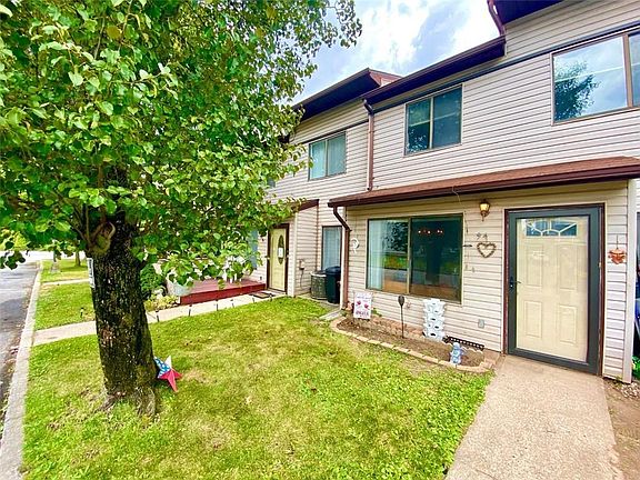 2nd image of 94 Wolkoff Ln #21