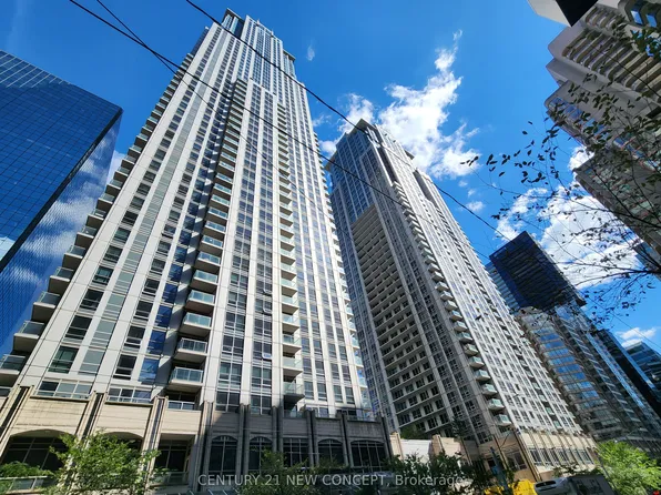 761 Bay St, Toronto, ON