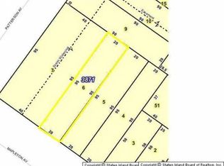 103 Mapleton Ave, Staten Island, NY 10306