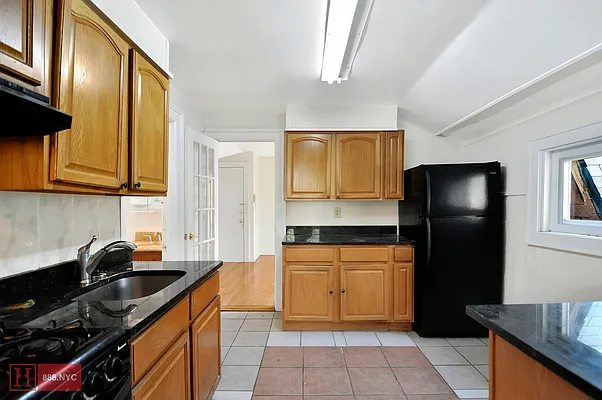 Rented by Happy 8 Realty | media 7