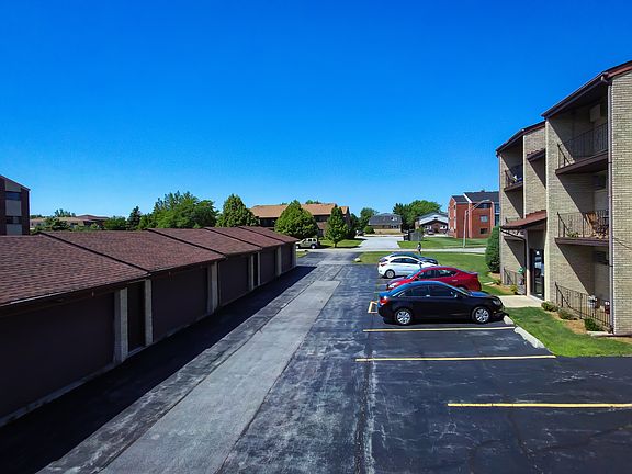 2nd image of 9865 Cordoba Ct APT 3D
