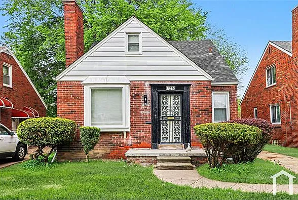 11276 Somerset Ave — Photo 2