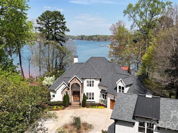 182 Malibu Rd, Mooresville, NC 28117