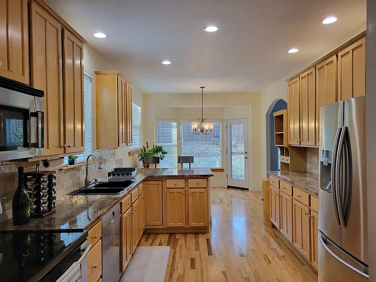 2807 S Nelson St — Photo 11