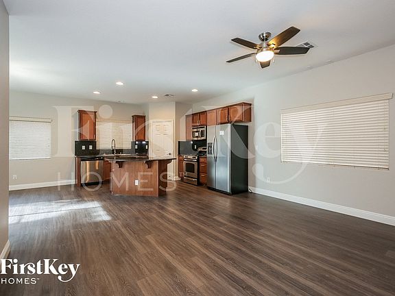 3rd image of 7635 Anatolian St