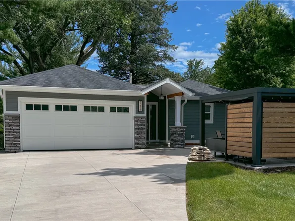714 53rd St, Des Moines, IA 50312