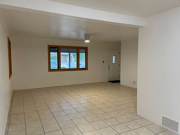 2nd image of 2309 N Avenida El Capitan
