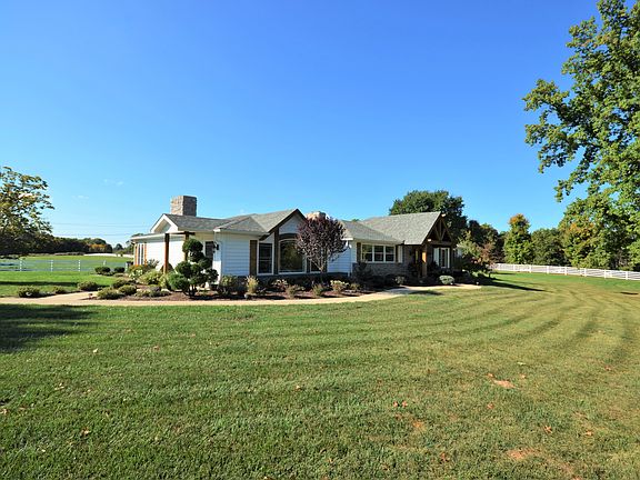 4th image of 1901 Shiloh Oaks Dr