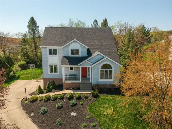 188 Autumn Hill Dr, Cranberry Township, PA 16066