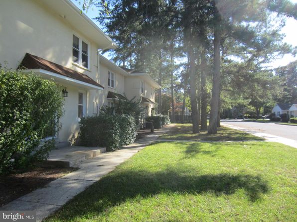 809 Logan St APT 1B