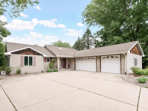 4737 E Oakview Dr, Milton, WI 53563