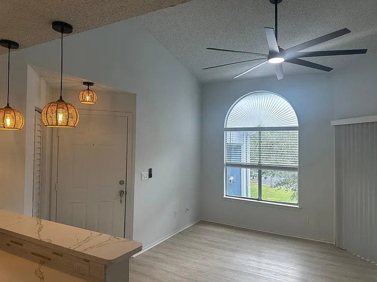 2569 Grassy Point Dr #303 — Photo 10