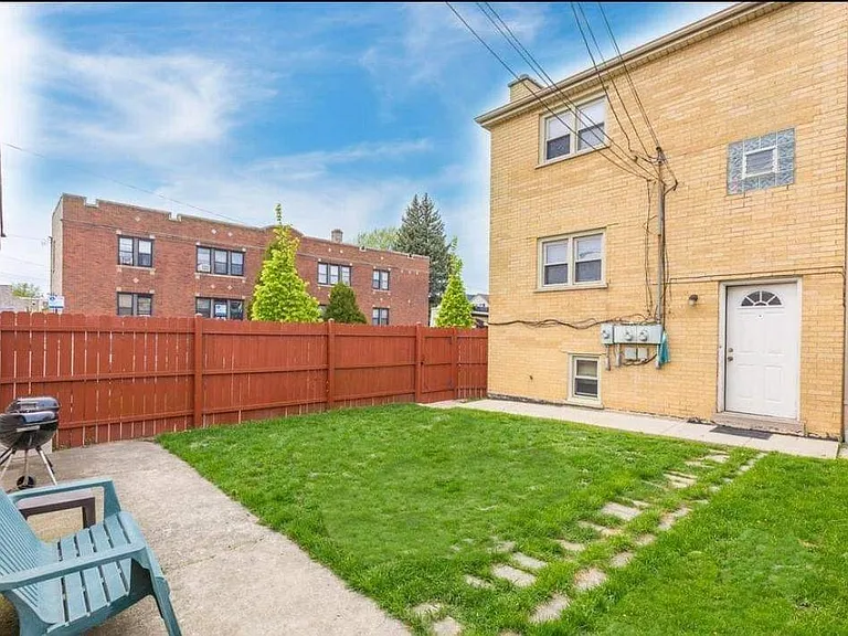 5057 W Dakin St #G — Photo 16