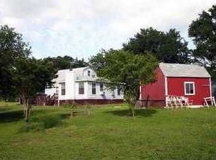 1580 Bugtussle Ln, Luling, TX 78648