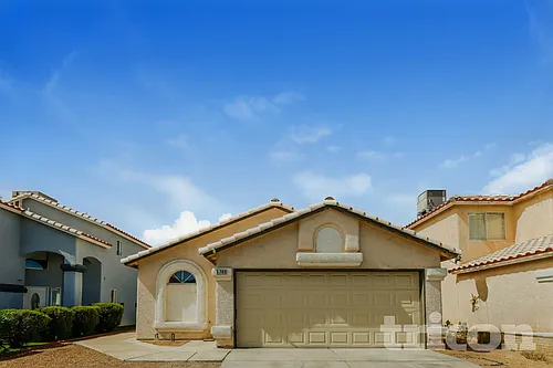5703 Roundrock Dr Photo 1