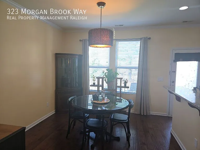 323 Morgan Brook Way — Photo 4
