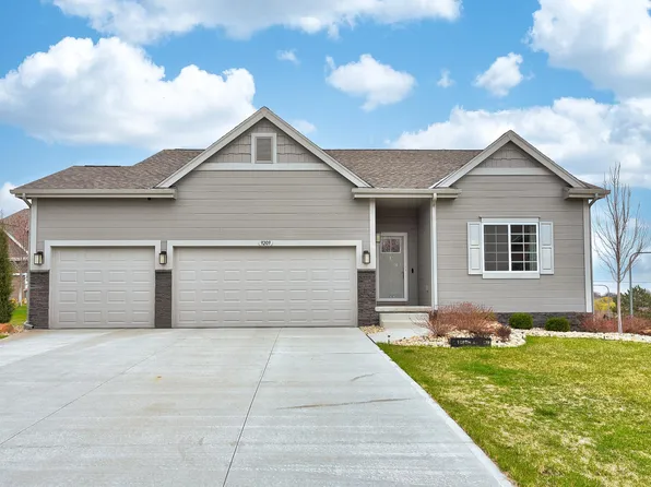9209 S 168th Avenue Cir, Omaha, NE 68136