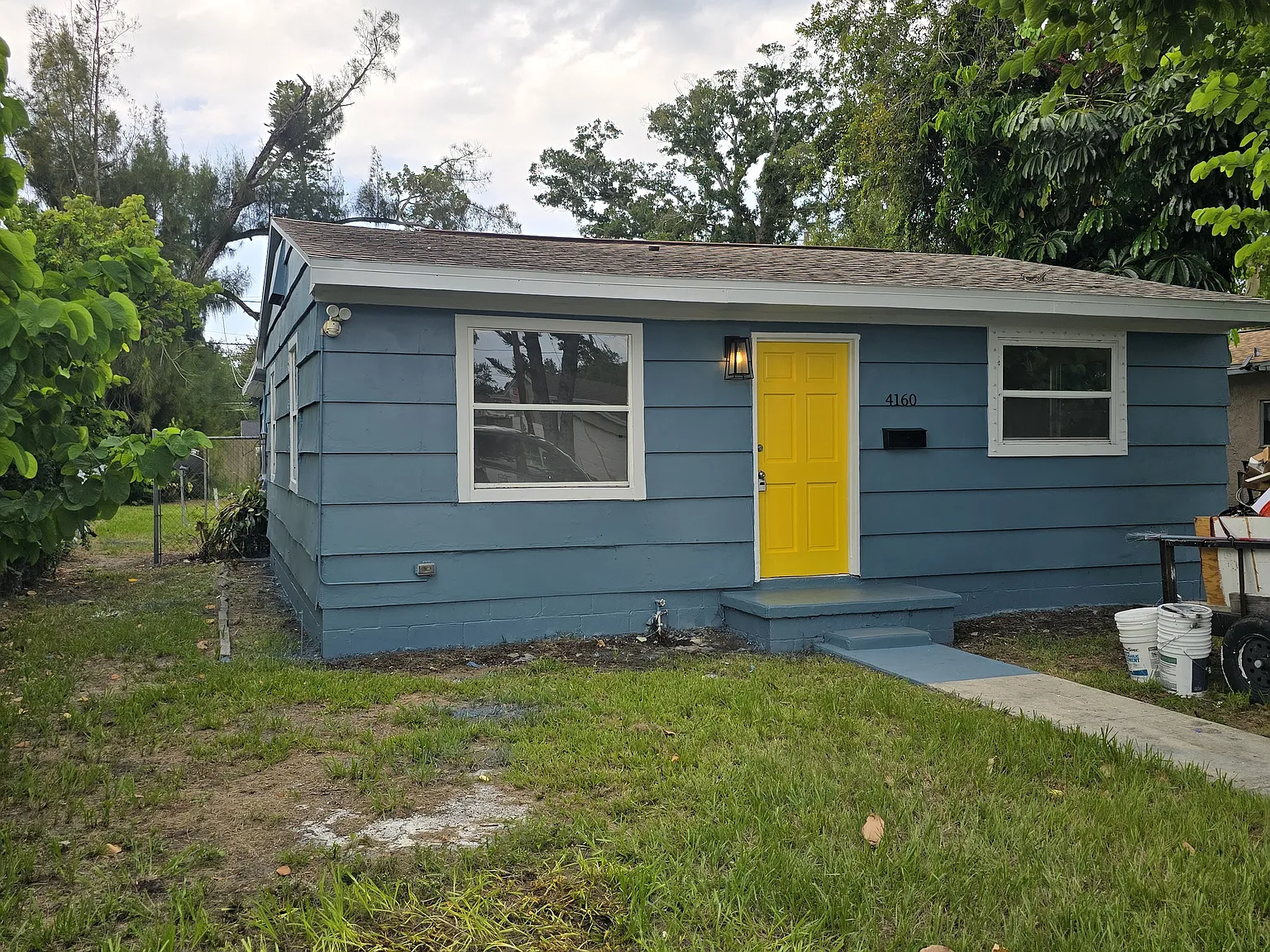 4 bed, 1015 sqft, $2,350 — Photo 3