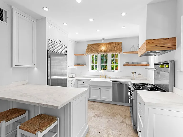 746 Upland Rd — Photo 13