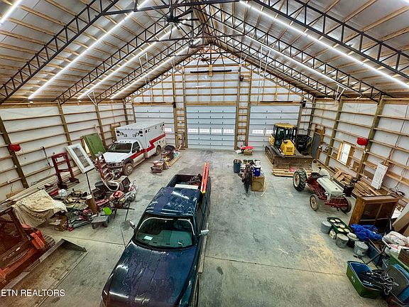 35th image of 550 Steer Creek Rd
