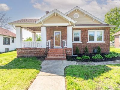 12 Sunset Ct, Saint Louis, MO, 63121