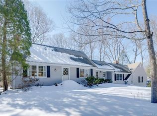 372 E Hill Rd, Canton, CT 06019