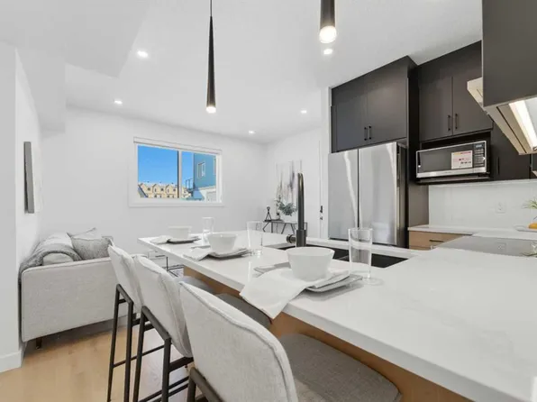 200 SW Belvedere Blvd SE #409, Calgary, AB T1X 0L5