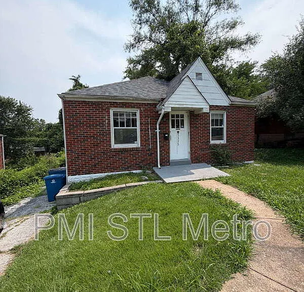 5336 Fletcher St — Photo 1