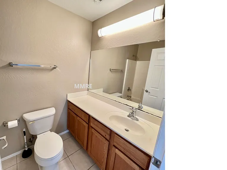 5911 S 35th Pl — Photo 13