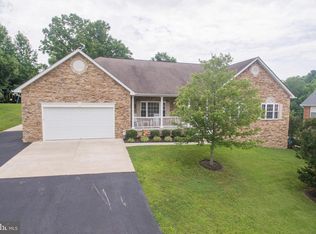 8965 Lightning Ln, Owings, MD 20736