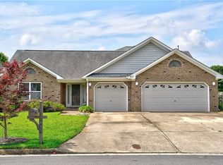 937 Gideon Rd, Virginia Beach, VA 23454